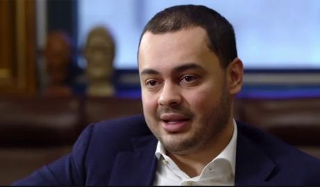 Сєяр Куршутов